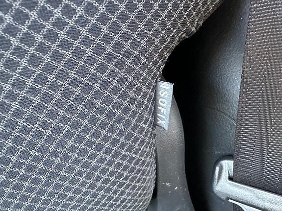Toyota Yaris 12 of 16