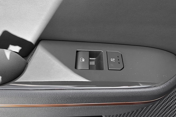 Kia EV5 14 of 23