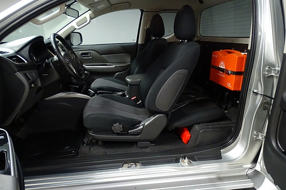 Mitsubishi L200 28 of 30