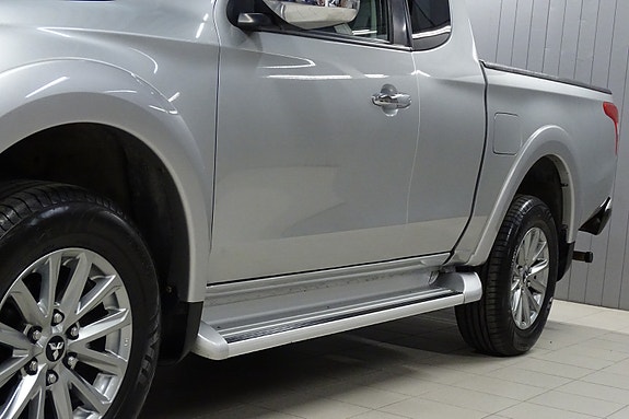 Mitsubishi L200 8 of 30
