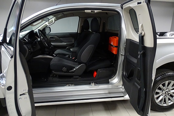 Mitsubishi L200 26 of 30
