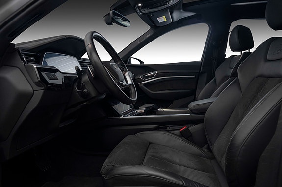 Audi e-tron Sportback 20 of 28