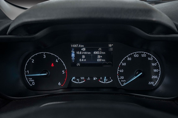 Ford Transit Connect 9 of 22