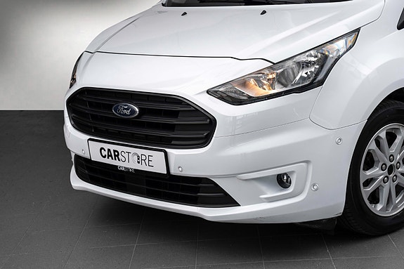 Ford Transit Connect 2 of 22