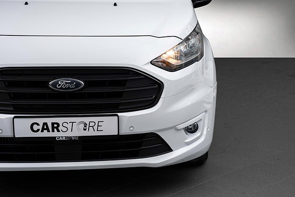 Ford Transit Connect 4 of 22
