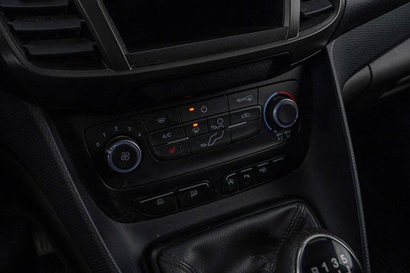 Ford Transit Connect 15 of 22