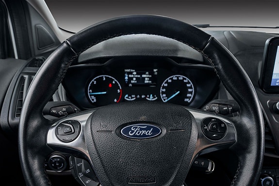 Ford Transit Connect 10 of 22