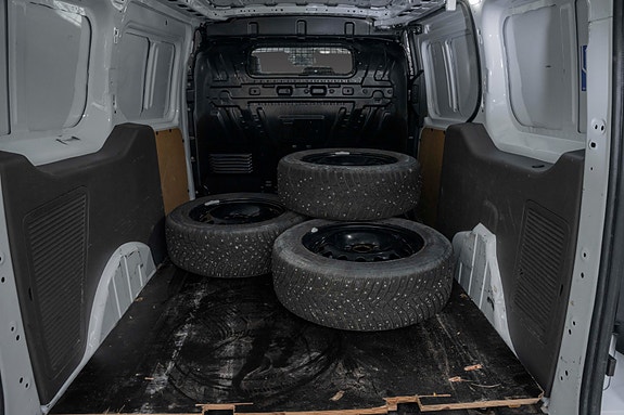 Ford Transit Connect 22 of 22