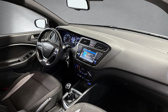 Hyundai i20 20 of 26