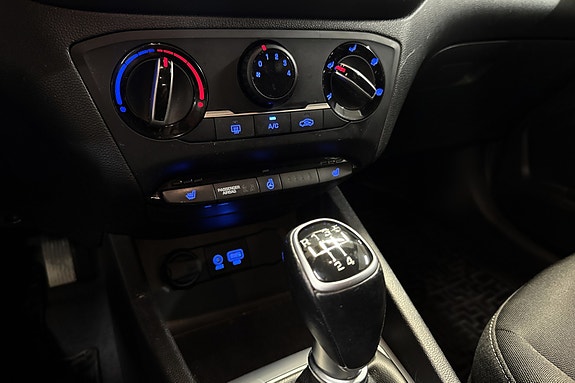 Hyundai i20 21 of 26