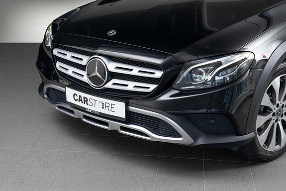 Mercedes-Benz E-Klasse All-Terrain 2 of 30