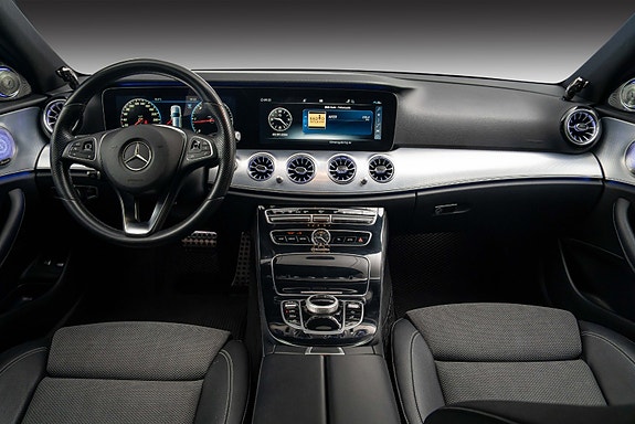 Mercedes-Benz E-Klasse All-Terrain 23 of 30