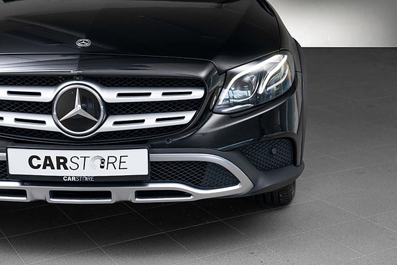 Mercedes-Benz E-Klasse All-Terrain 5 of 30