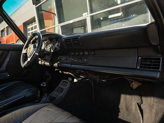 Porsche 911 28 of 30