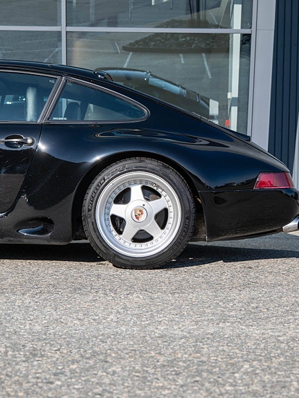 Porsche 911 3 of 30