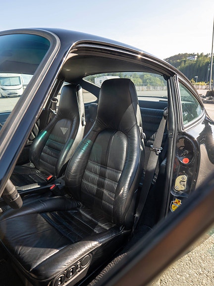 Porsche 911 23 of 30