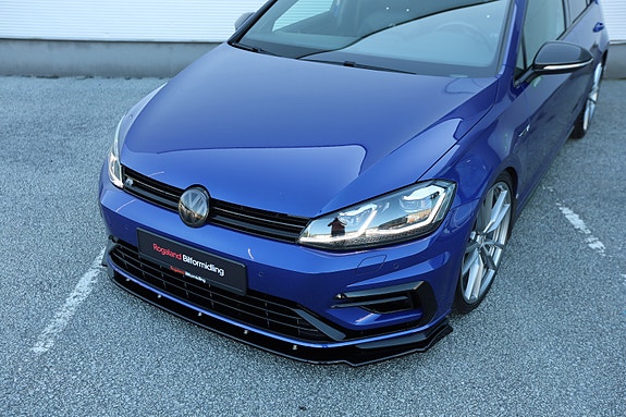 Volkswagen Golf VII 2 of 30