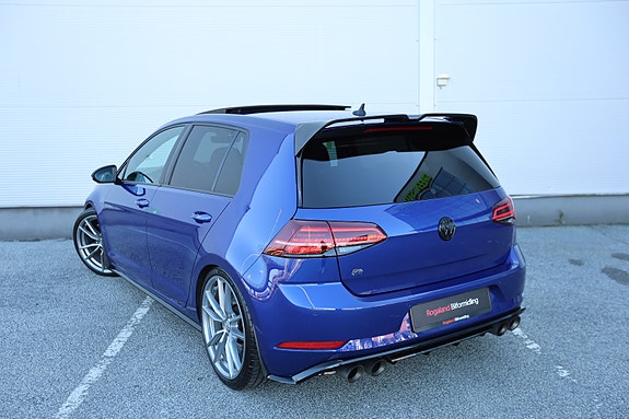 Volkswagen Golf VII 4 of 30