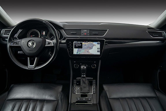 Skoda Superb 25 of 30