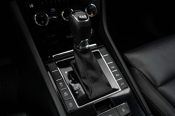 Skoda Superb 13 of 30