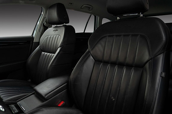 Skoda Superb 22 of 30
