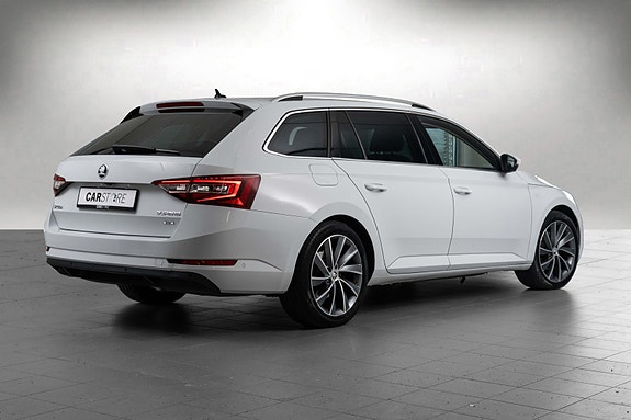 Skoda Superb 6 of 30