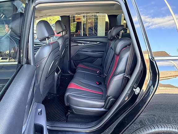 Maxus Euniq 5 30 of 30