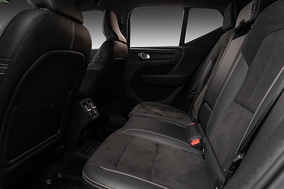 Volvo XC40 21 of 29