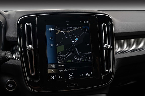 Volvo XC40 14 of 29