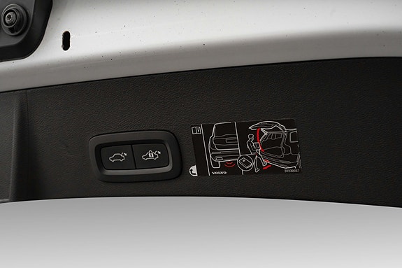 Volvo XC40 29 of 29