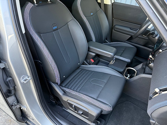 MINI Countryman SE 17 of 30