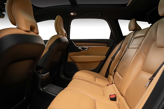 Volvo V90 25 of 30