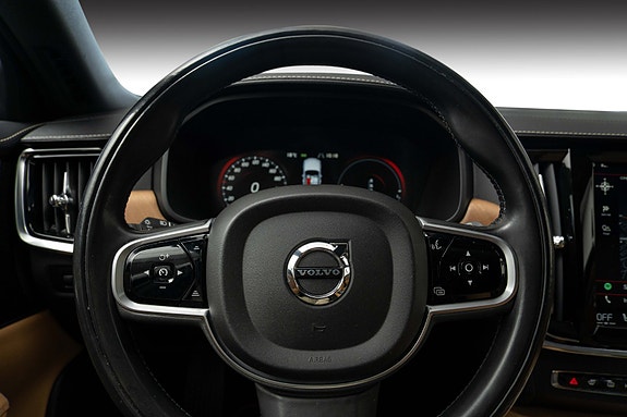 Volvo V90 11 of 30