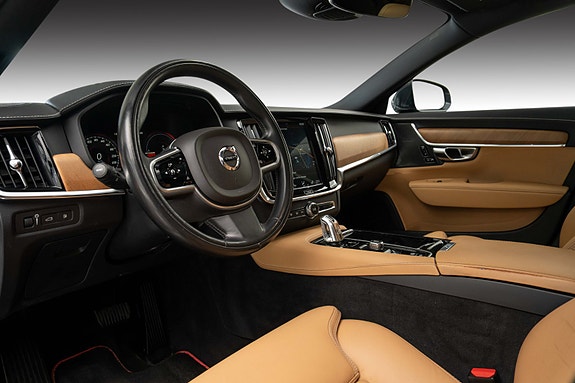 Volvo V90 23 of 30