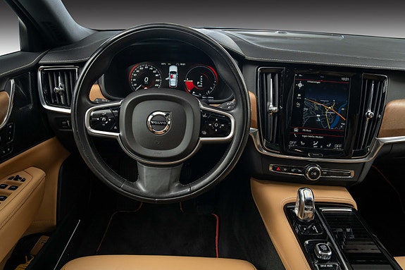 Volvo V90 27 of 30