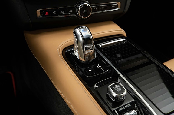 Volvo V90 13 of 30