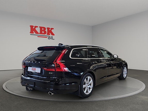 Volvo V90 5 of 30
