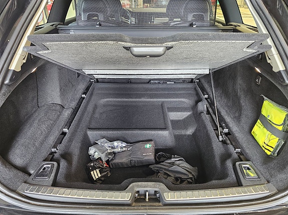 Volvo V90 12 of 30