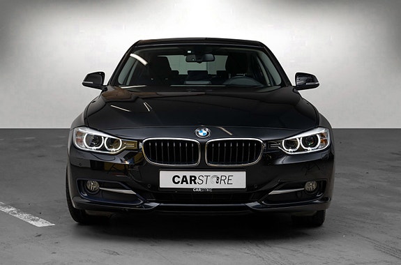 BMW 316i 4 of 25