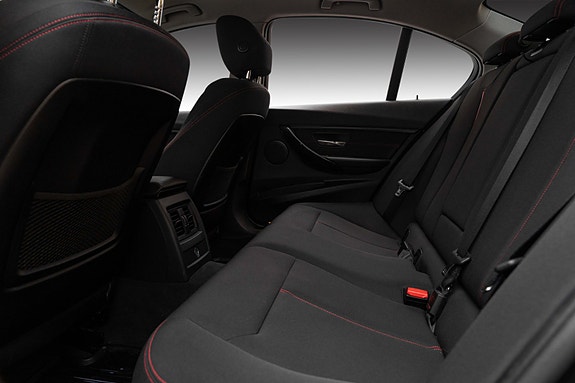 BMW 316i 19 of 25
