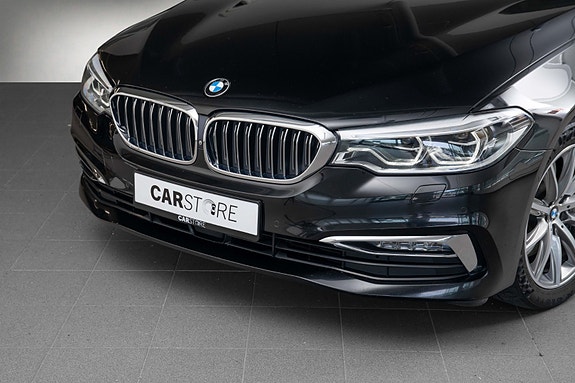 BMW 5-Serie 2 of 29