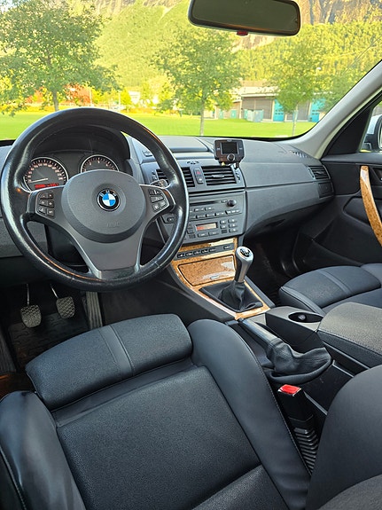 BMW X3 7 of 10