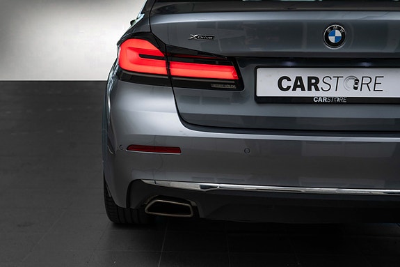 BMW 530i 9 of 26