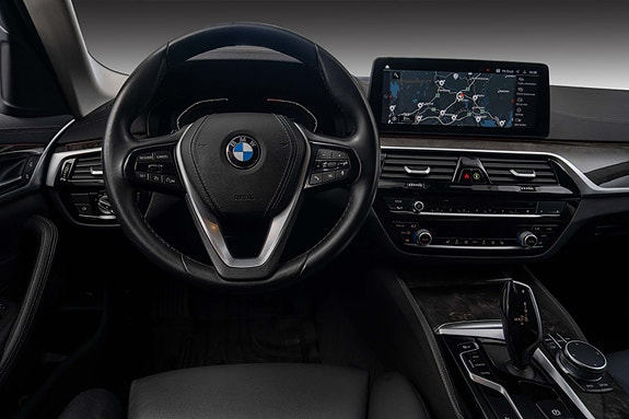 BMW 530i 22 of 26