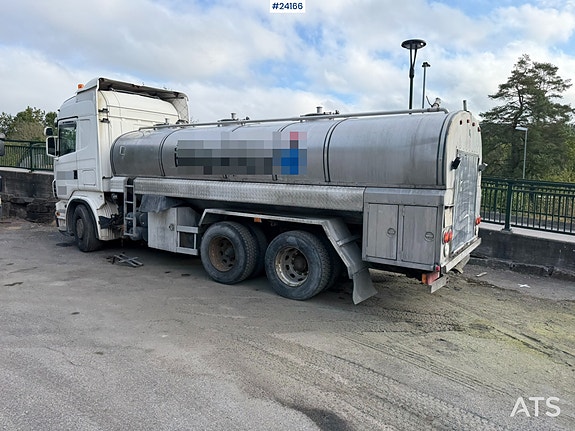Scania R580 tankbil Rep.Objekt m/ 3 roms tank på 14000 liter 5 of 29