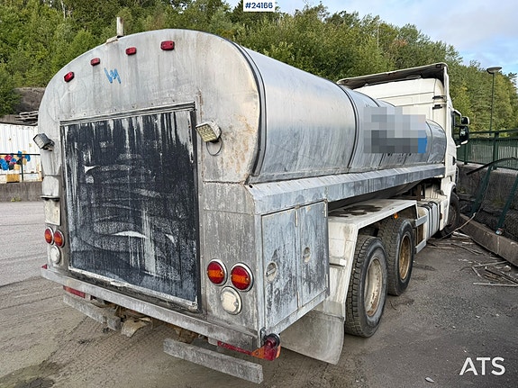 Scania R580 tankbil Rep.Objekt m/ 3 roms tank på 14000 liter 8 of 29