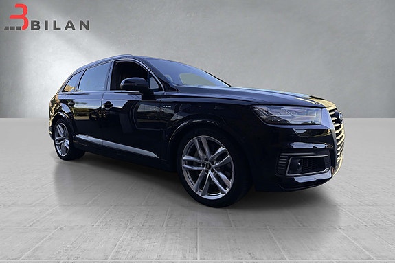 Audi Q7 11 of 30