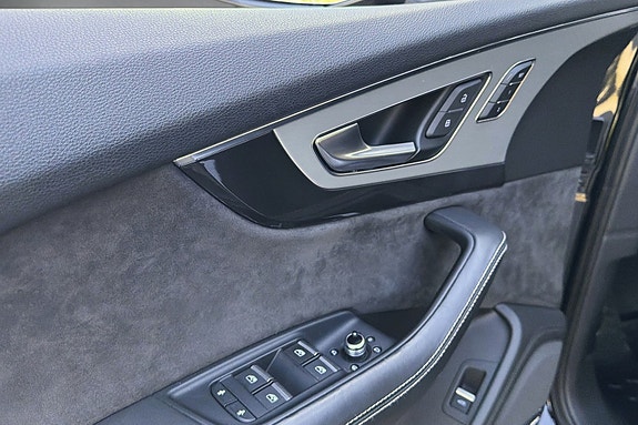 Audi Q7 17 of 30