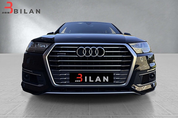 Audi Q7 13 of 30