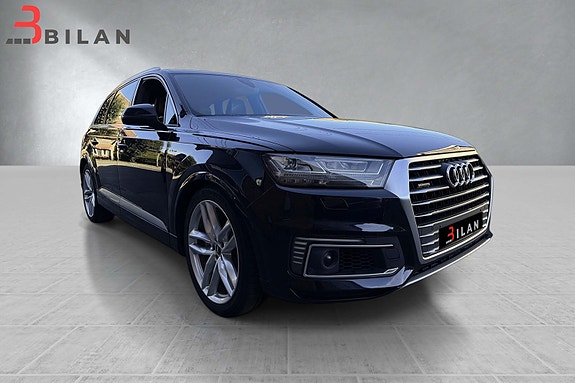 Audi Q7 12 of 30
